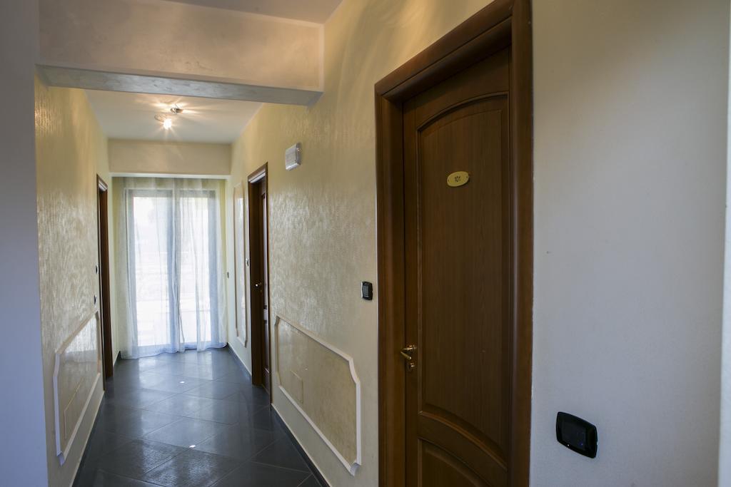 Hotel Miramare Marina di Schiavonea Cameră foto